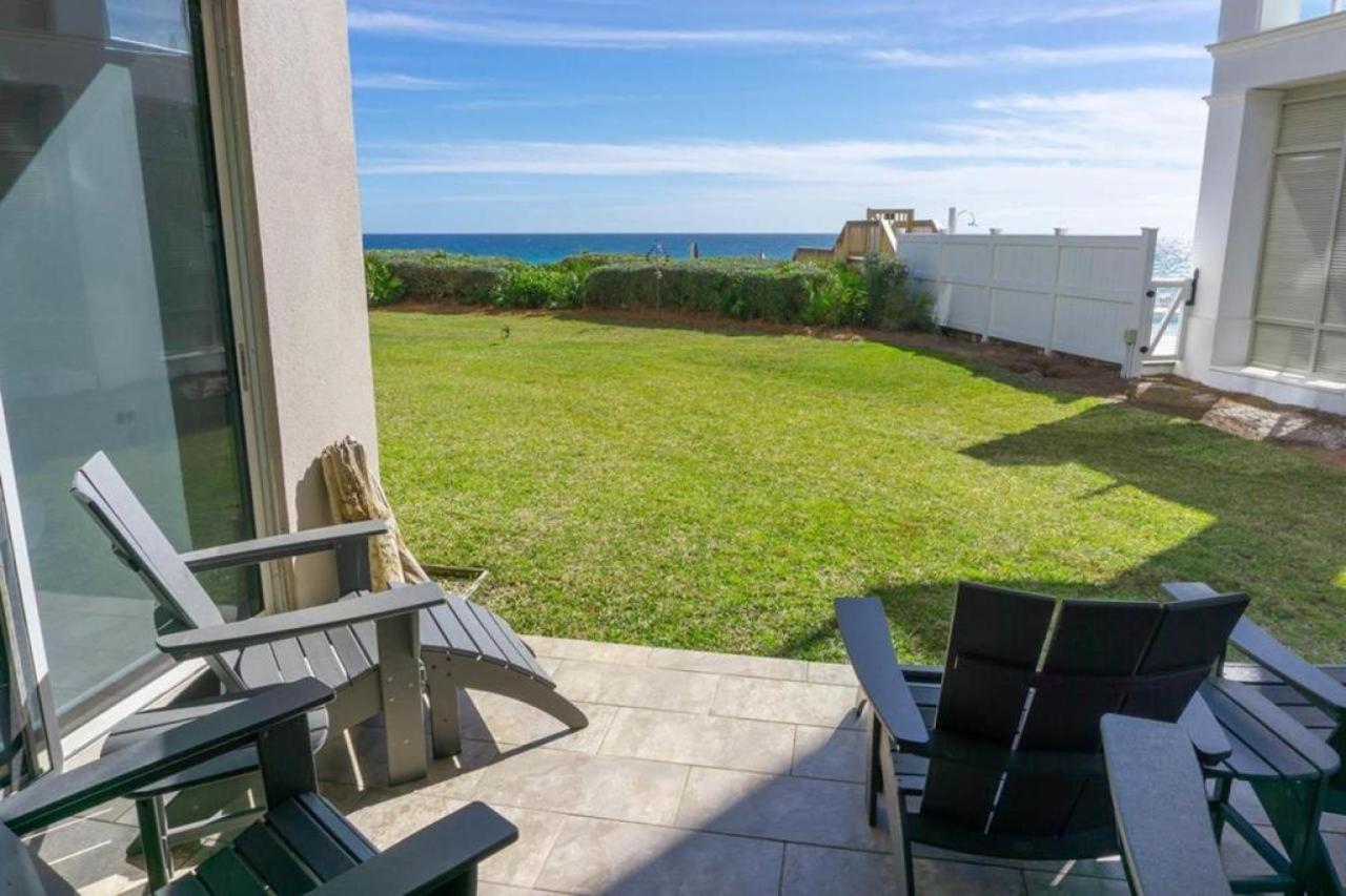 Tranquillity On The Beach Villa Seacrest Buitenkant foto